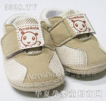 ��ʹ֮��T2017��ɫ��������Ь