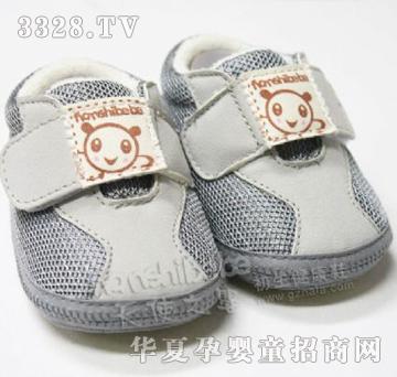 ��ʹ֮��T2017��ɫ��������Ь