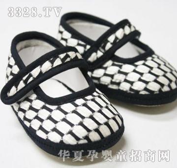 ��ʹ֮��T2013��ɫ��������Ь