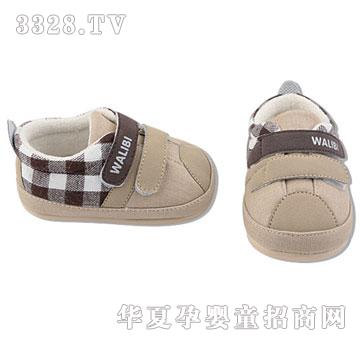 �����Ȍ���Ь��ɫ