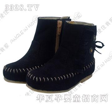 ����ƽ�׺�ɫѥ