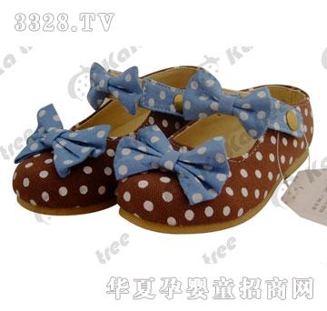 �����\��ɫ�ļ�Ь��