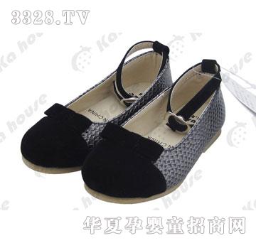 �����Һ�ɫͯЬ