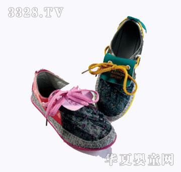 ��ľ���e��Ь