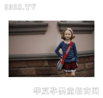 ��µĿɐ۵�Ůͯ��߅��ȹ����t�ڸ�