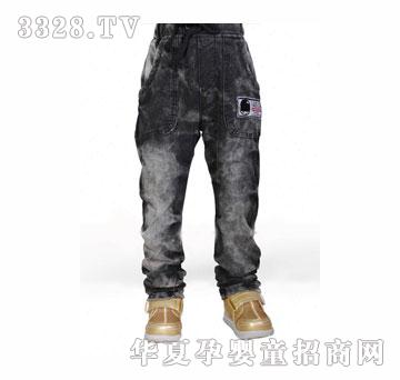 ź����ͯ�b�д�ͯ�n��ţ��ѝ��ɫ