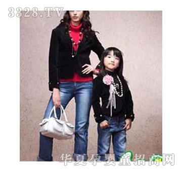 QQ�Ǻ�ɫ���eĸ���b