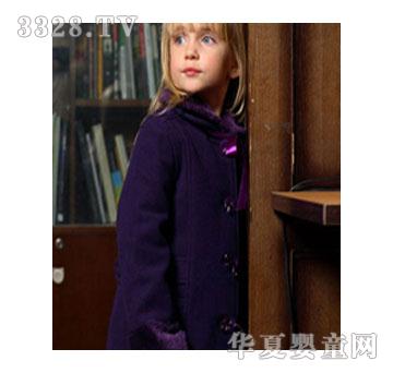 ��ͽ���r�к�ɫϵ��ͯ�b