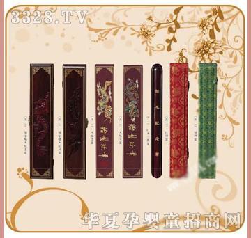 �ʼ�С��ʿF-18̥ë�P�P��