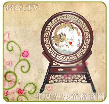 �ʼ�С��ʿF-17̥ë�C