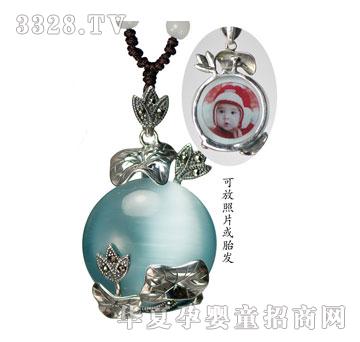 ��h��M����̩�y���{ɫ