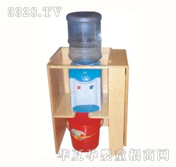 ��ɫͯ��8805��ľˮͰ�ڱ���