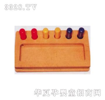 �����`��ɫ�A��Ƕ��