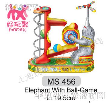 ����M����Elephant With Ball-Game