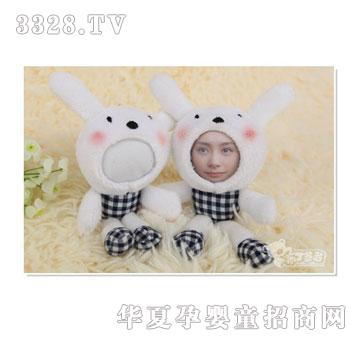 ��������{����