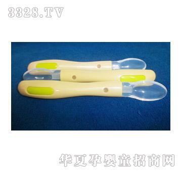 �����δ��У�С���z��