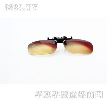 �𼪷��������R�AƬ�ϲ������̖�AƬ