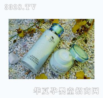 ѩ����ˮ֮�ۜ�Ȫ����ϵ��