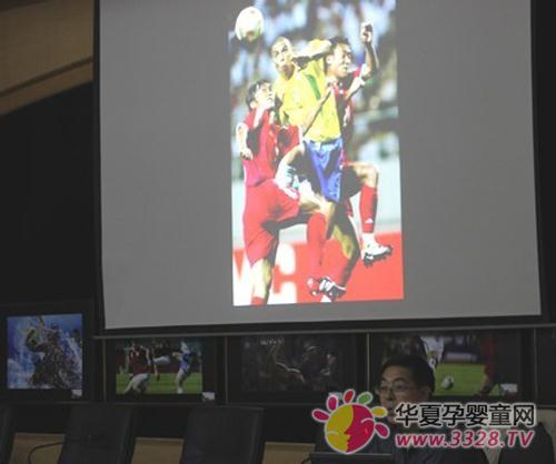 ���D(zhu��n)ľ�R��ͯ�zӰ���w���zӰ����ʯ�I��Ӱ��(hu��)��