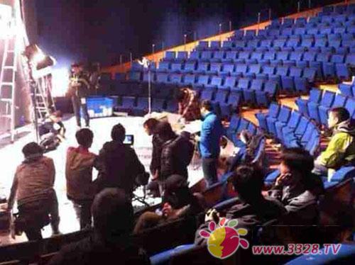 �����m����������V��Ƭ���_�ģ�����A�����[�r��������
