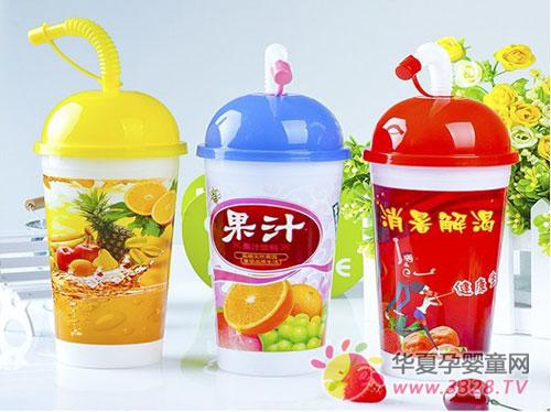 ��¶¶��ͯ�;��c����s�V���Ћ�ͯ��Ʒչ��(hu��)