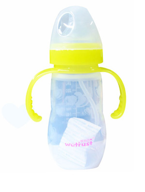 惟特思硅膠奶瓶愛心240ml粉黃色